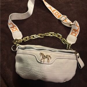 White Croc-Embossed Women's Bag with Gold Chain